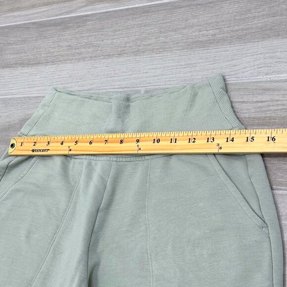 Athleta Coaster Luxe High Rise Ultra-Soft Jogger Pants in Light Sage Green Sz XS - Picture 11 of 16